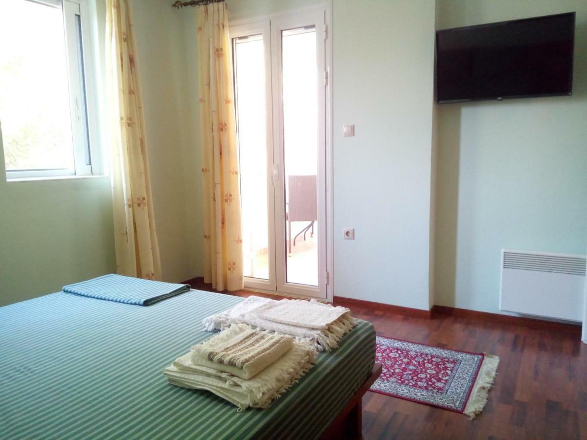 Villa The Platanus Tree Kato Vasiliki Exterior photo